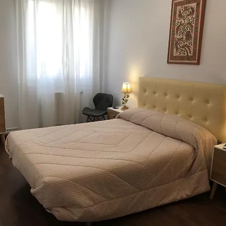 Casa Al Lado De La Playa En El Centro Del Pueblo Apartment